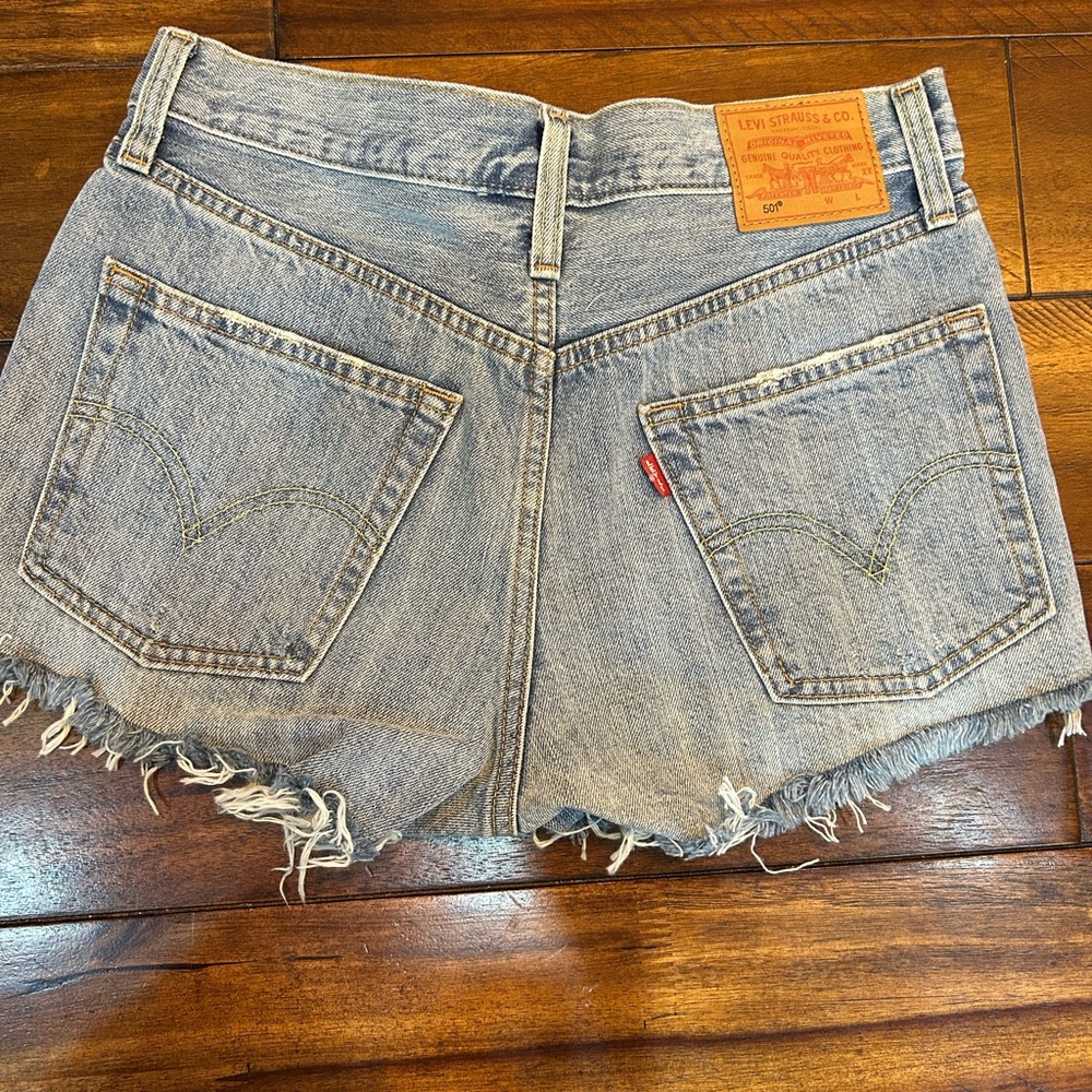 501s Levi Jean shorts ! 💎